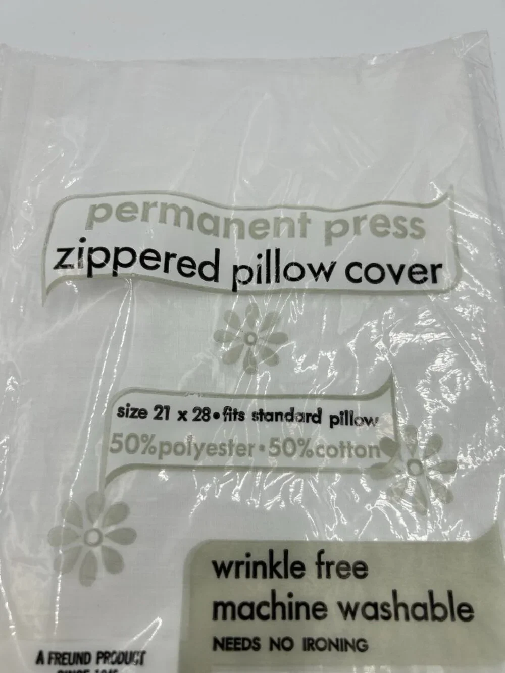 Vintage Freund Pillow Protector Zippered Covers Standard 21 x 28 USA Set of 2